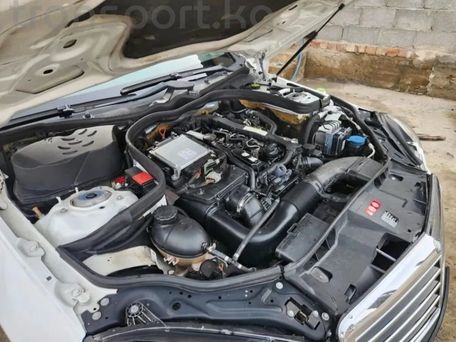 Mercedes-Benz E-Class, 2012 — сүрөт 7