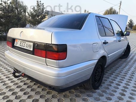 Volkswagen Vento, 1995 — сүрөт 10