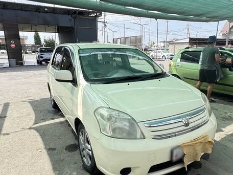 Toyota Raum, 2003 — сүрөт 1
