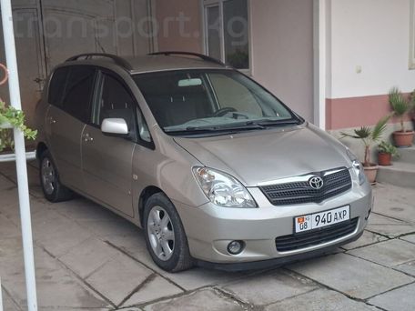 Toyota Corolla Verso, 2002 — 照片 2