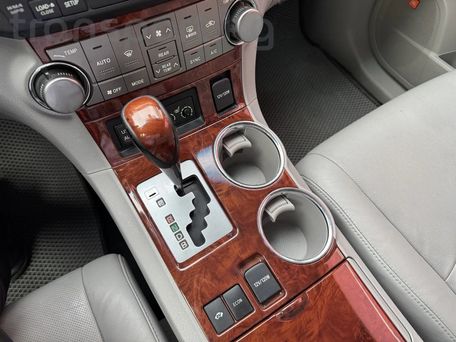 Toyota Highlander, 2011 — сүрөт 9