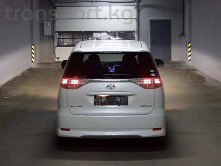 Toyota Estima, 2013 — фото 10