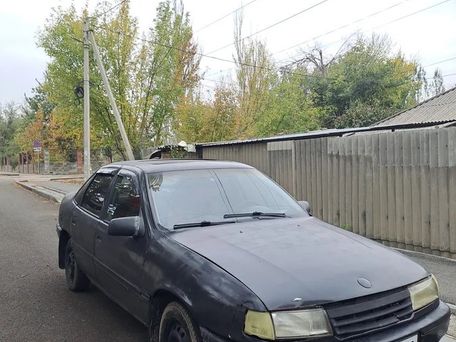 Opel Vectra, 1989 — photo 2