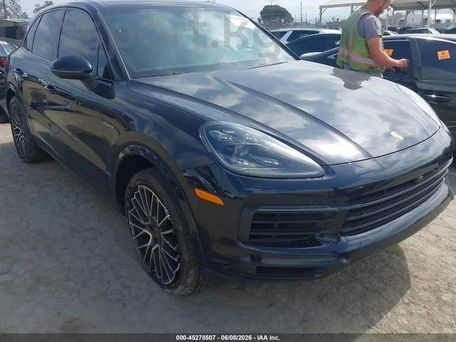 Porsche Cayenne, 2023