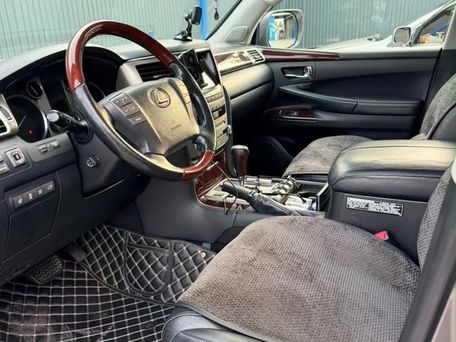 Lexus LX, 2012 — photo 8