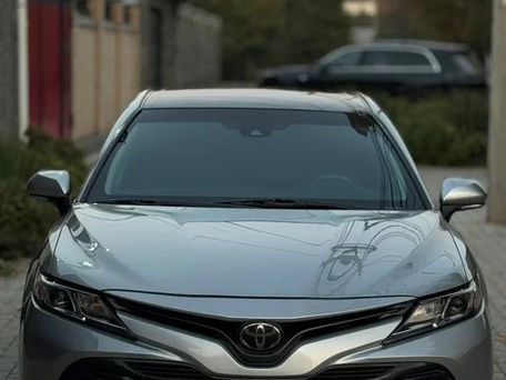 Toyota Camry, 2019 — сүрөт 2