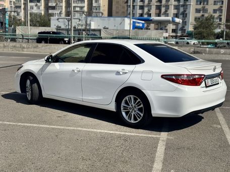 Toyota Camry, 2017 — фото 2
