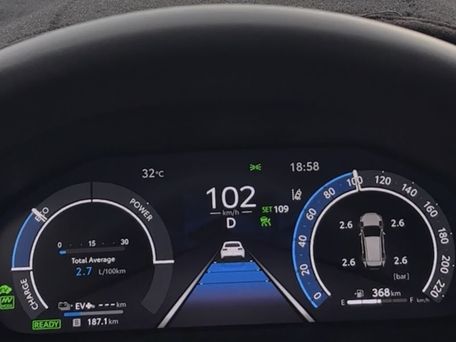Toyota RAV4, 2025 — 照片 11