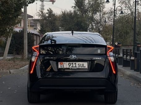 Toyota Prius, 2018 — фото 2