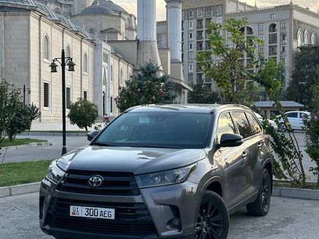 Toyota Highlander, 2019