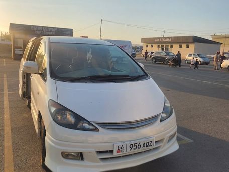 Toyota Estima, 2003