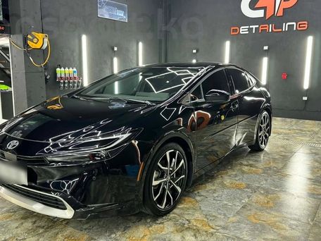 Toyota Prius v (+), 2023