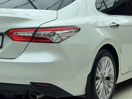Toyota Camry, 2018 — фото 2