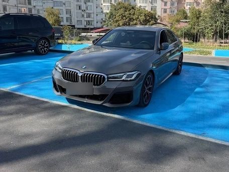 BMW 5 серии, 2016