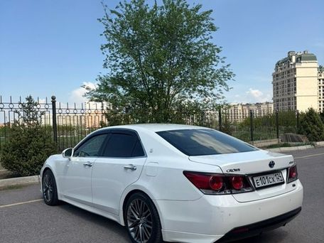 Toyota Crown, 2016 — 照片 10