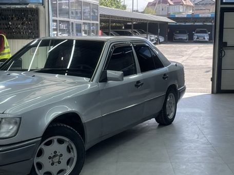 Mercedes-Benz W124, 1994 — фото 2