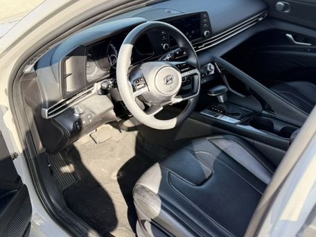 Hyundai Avante, 2022 — 照片 16