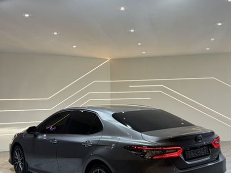 Toyota Camry, 2023 — фото 4