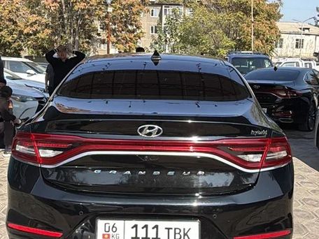 Hyundai Grandeur, 2019 — 照片 8