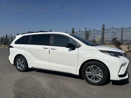 Toyota Sienna, 2022 — сүрөт 3