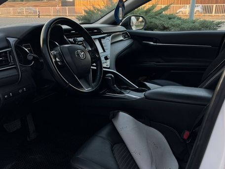 Toyota Camry, 2019 — photo 11