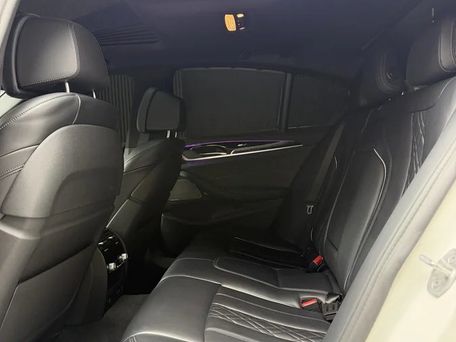 BMW 5 серии, 2022 — 照片 8