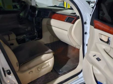 Lexus LX, 2008 — 照片 4