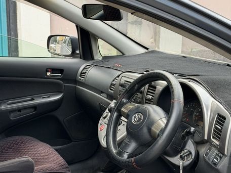 Toyota Wish, 2003 — сүрөт 5