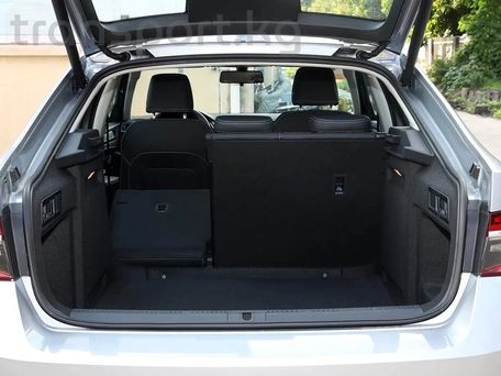Skoda Superb, 2026 — 照片 4
