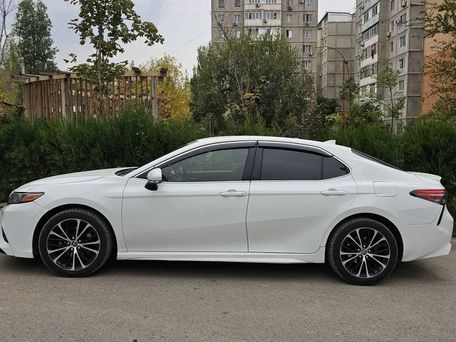 Toyota Camry, 2018 — photo 7