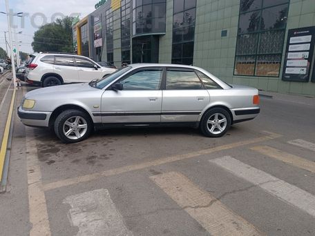 Audi 100, 1993 — 照片 3