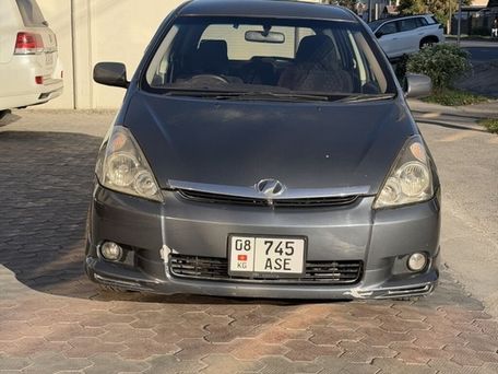 Toyota Wish, 2003 — сүрөт 1