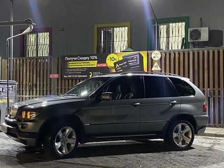 BMW X5, 2004 — 照片 2