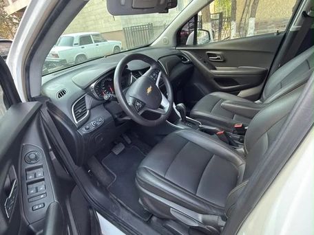 Chevrolet Trax, 2020 — сүрөт 10
