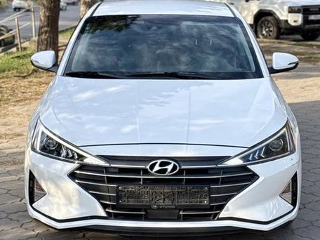 Hyundai Avante, 2019 — 照片 3