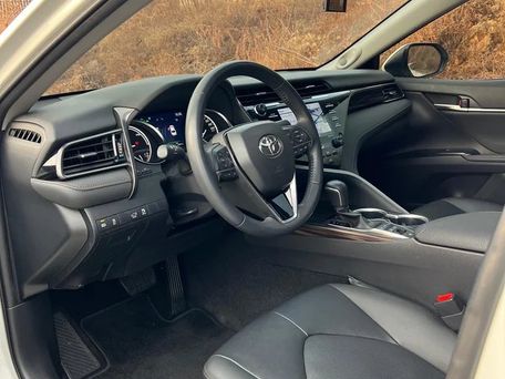 Toyota Camry, 2020 — фото 12