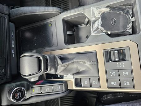 Toyota Land Cruiser Prado, 2025 — фото 12