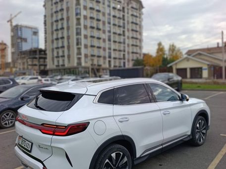BYD Song Plus, 2024 — photo 5