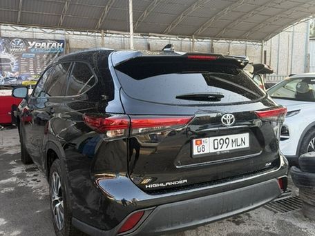 Toyota Highlander, 2021 — фото 1