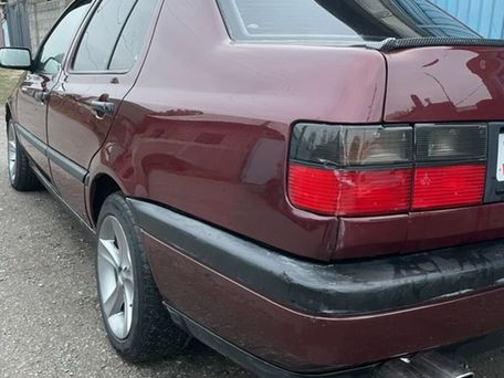 Volkswagen Vento, 1992 — photo 3
