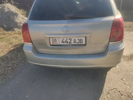 Toyota Avensis, 2004 — 照片 3