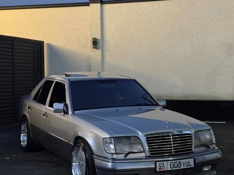 Mercedes-Benz E-Класс, 1994 — сүрөт 9