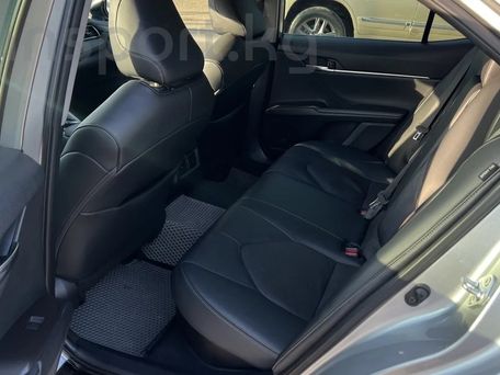 Toyota Camry, 2022 — photo 7
