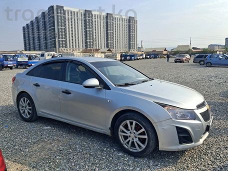 Chevrolet Cruze, 2012 — 照片 2
