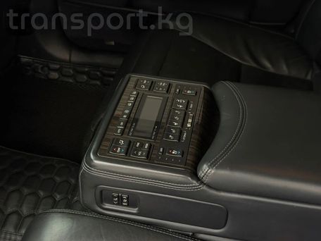 Lexus LS, 2013 — 照片 9