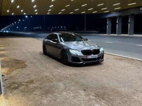 BMW 5 серии, 2022 — 照片 8