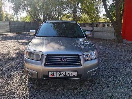 Subaru Forester, 2005 — 照片 1