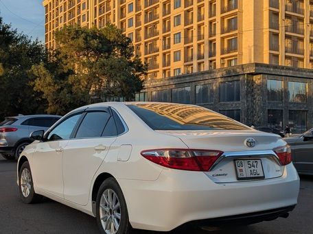 Toyota Camry, 2015