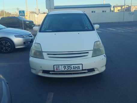Honda Stream, 2002 — photo 1