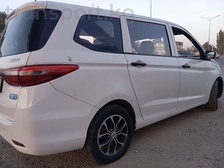 Changan Auchan A600 EV, 2022 — 照片 2